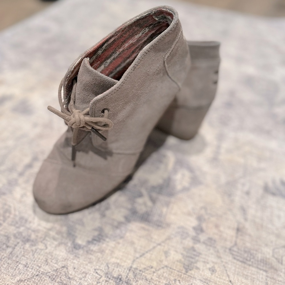 Tom’s, laced wedge bootie